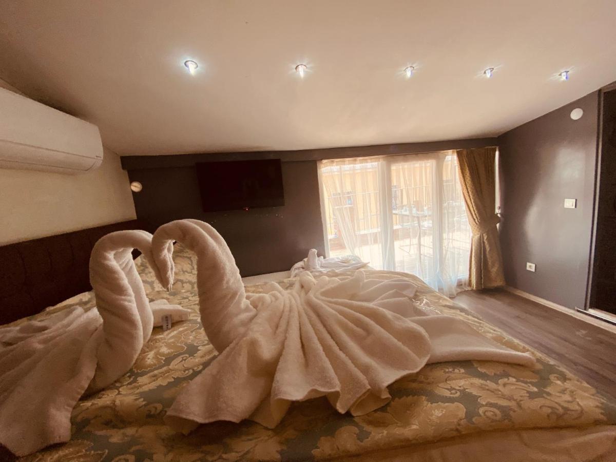 Siesta Premium Hotel Istanbul Bagian luar foto