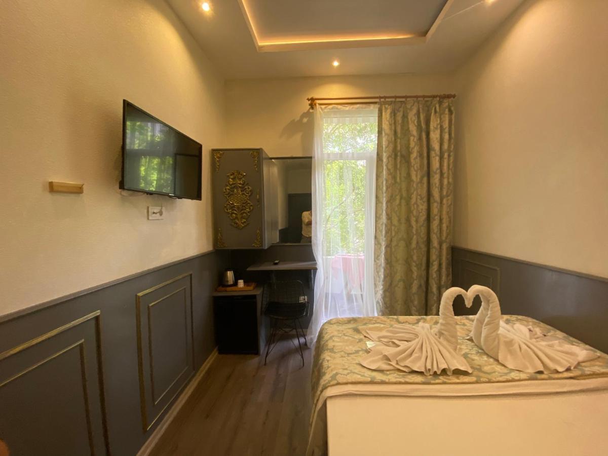 Siesta Premium Hotel Istanbul Bagian luar foto